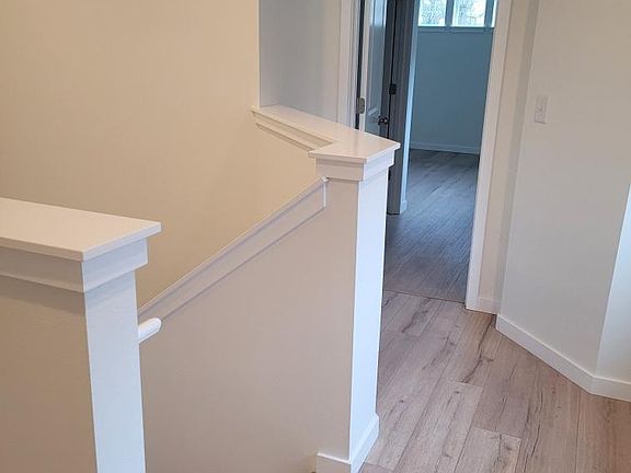 Upstairs Hall/Landing to Master Suite