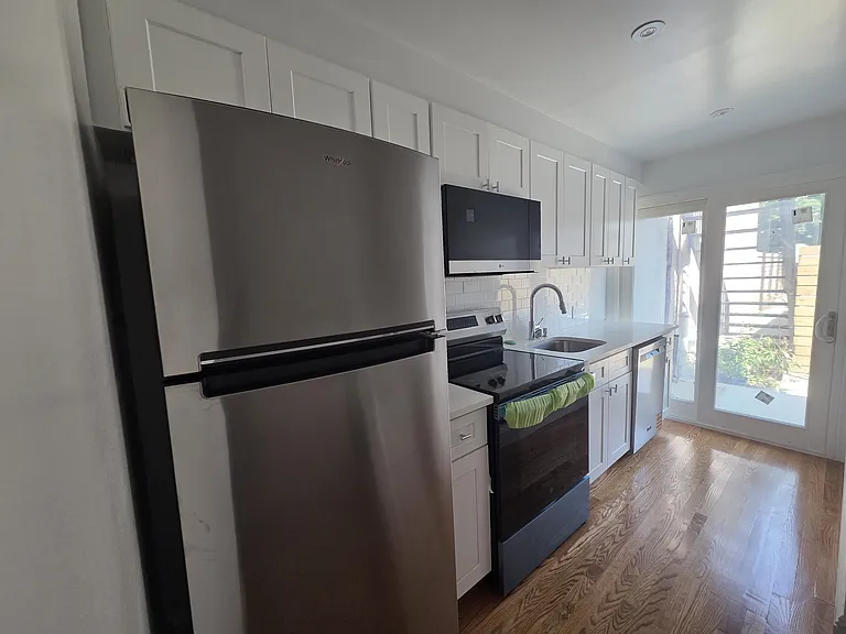 1329 Prospect Pl #1 — Photo 8