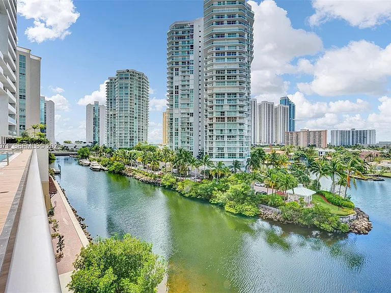 330 Sunny Isles Blvd #5-2205 — Photo 51