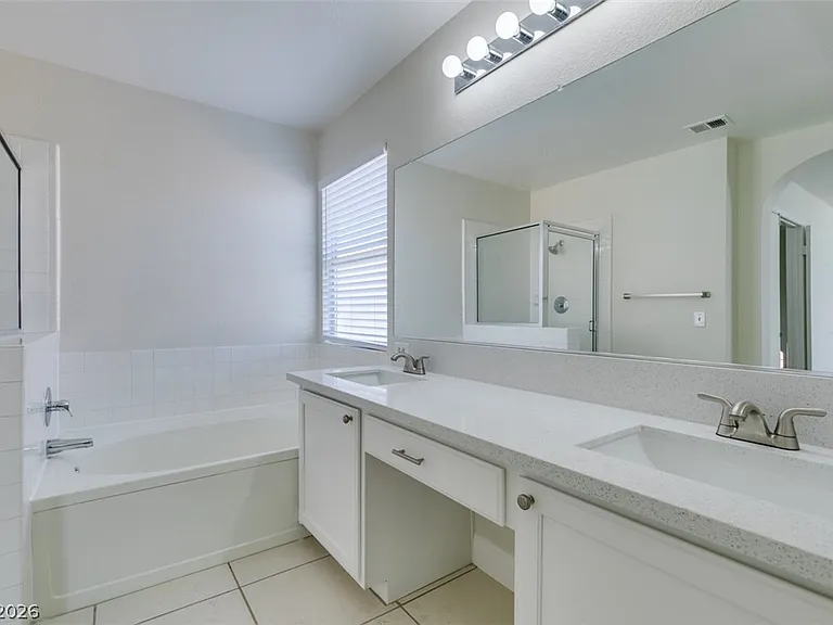 8316 Monico Valley Ct — Photo 4