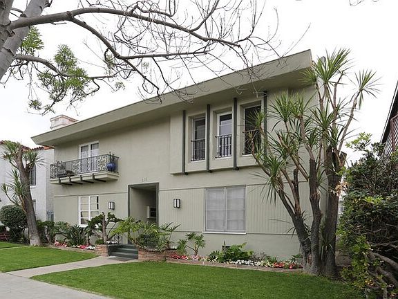 4th image of 215 S Elm Dr APT 202