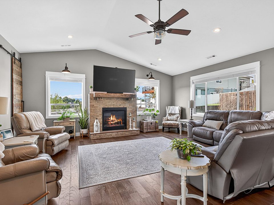 1st image of 46 Terra Linda Ct