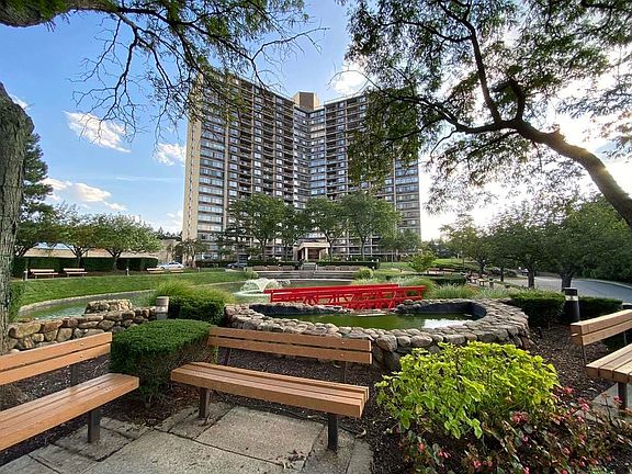 2nd image of 20990 23rd Ave #1R