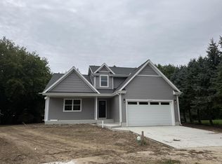 2308 Finch Ct, Waukesha, WI 53189