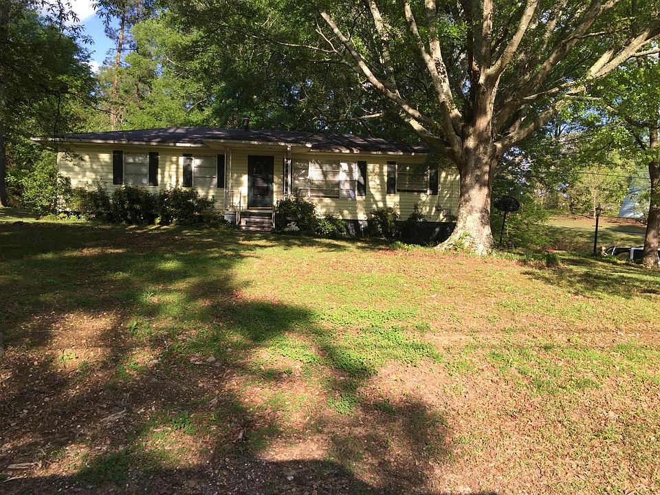 Large corner lot!