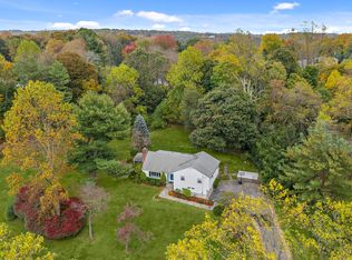 19 Maplewood Way, Pleasantville, NY 10570