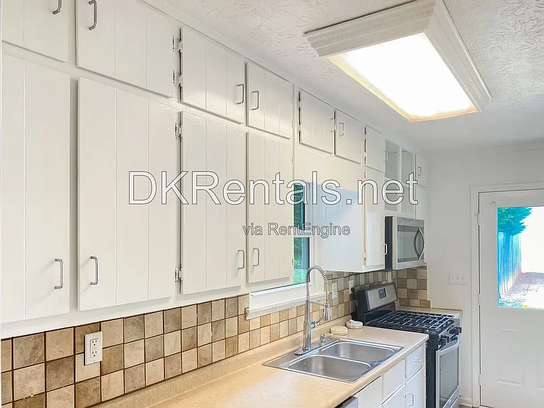 2397 Old Peachtree Rd — Photo 5