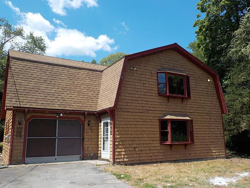 231 Blackstone St, Blackstone, MA 01504 Zillow