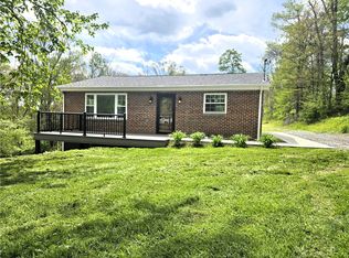 138 Center Dr, Chicora, PA 16025