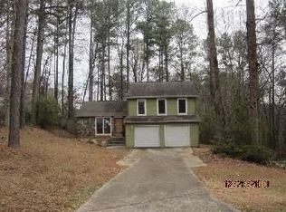 3162 Meadow Wood Ct, Lawrenceville, GA 30044