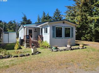 702 Agate Beach Rd #18, Port Orford, OR 97465