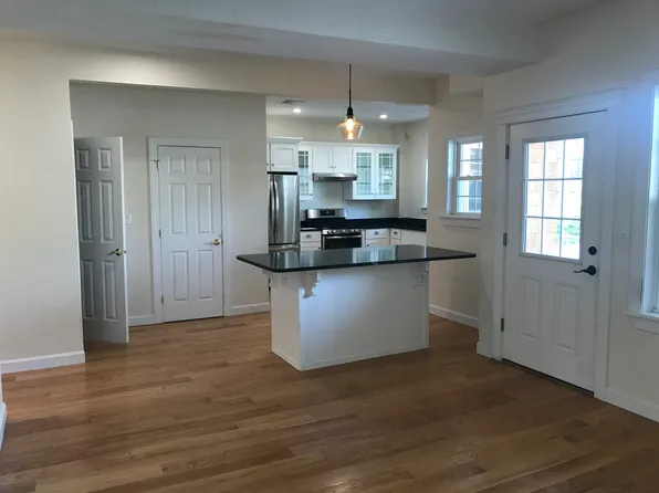 8 Greenville St Unit 3, Roxbury, MA 02119