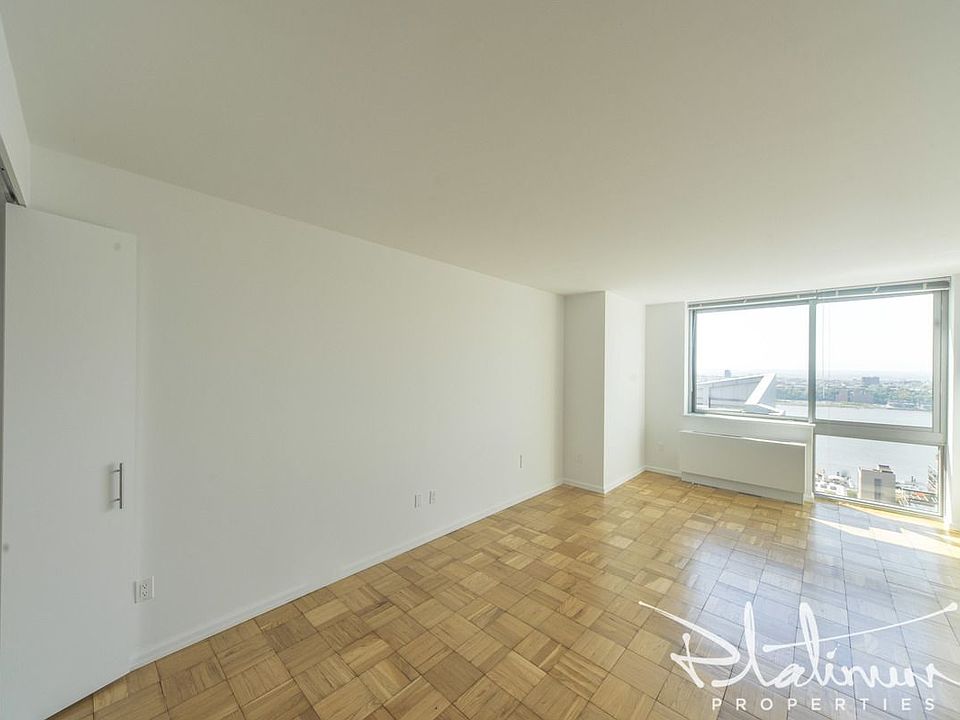 1st image of 505 W 37th St APT 2108
