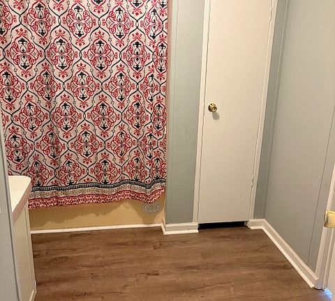 2nd image of 456 E Crusselle St #6