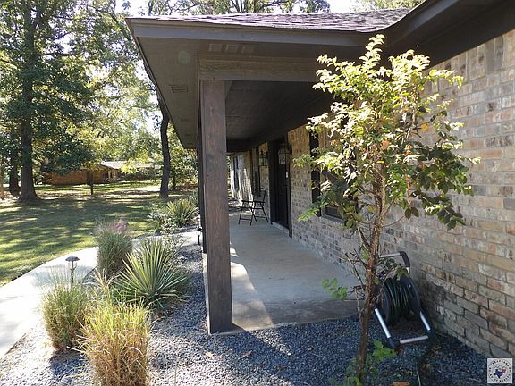 4th image of 6815 Buchanan Loop Rd