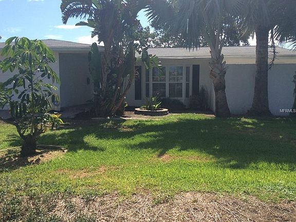 3rd image of 2326 S Shore Dr SE