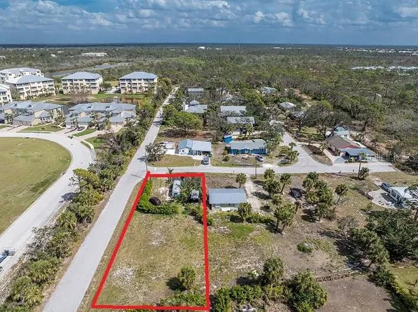 7030 Duke St #38, Englewood, FL 34224