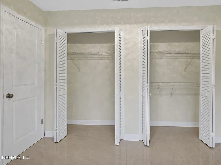 181 Aruba Ln — Photo 64