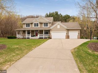 10397 Andrea Trl, Inver Grove Heights, MN 55077