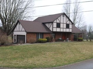 1371 Westwood Dr, Mount Vernon, OH 43050