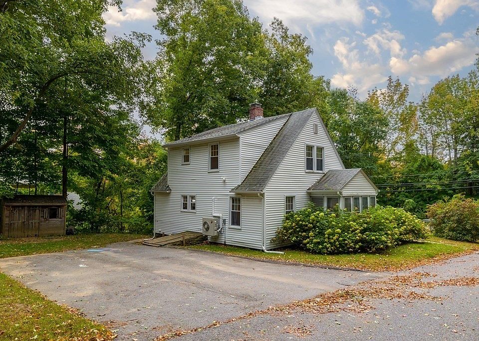 50 Pleasant St, Paxton, MA 01612 | Zillow