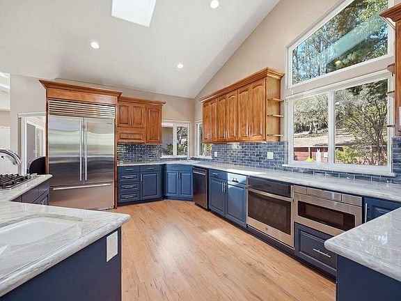 4th image of 6755 Langley Canyon Rd