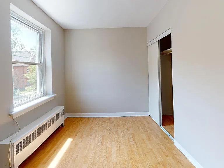 217 Laurier Ave E #6 — Photo 13