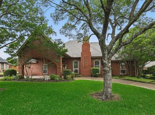 3509 Brookside Ct, Bedford, TX 76021