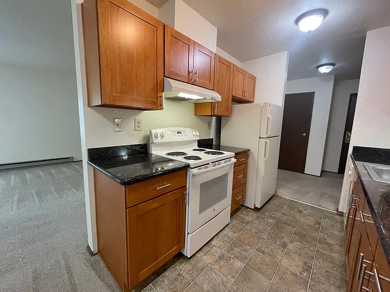Tamarac Apartments — Photo 23
