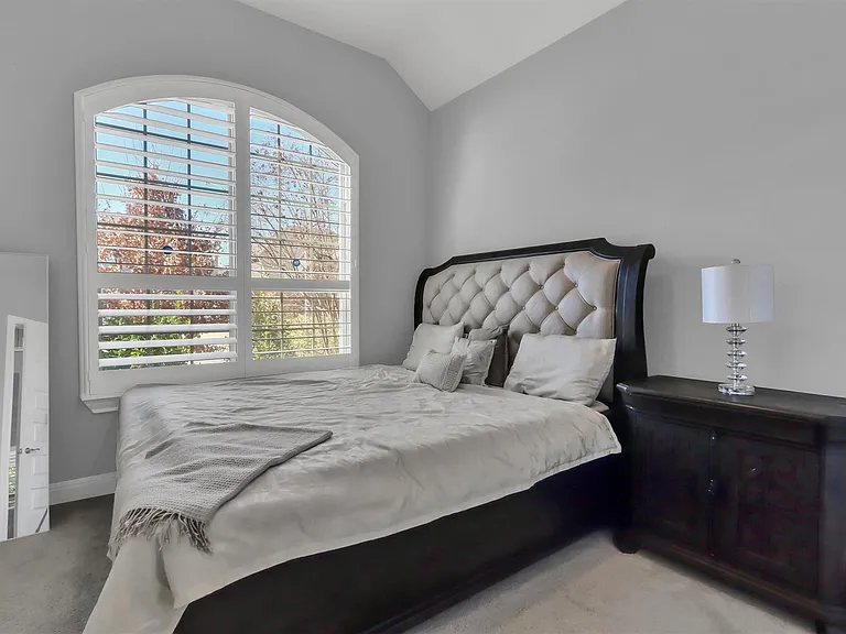 16321 Horse Trap Ln — Photo 28