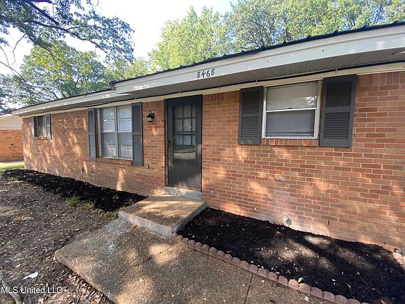 2nd image of 8468 Southaven Cir W
