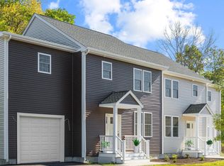 213 Winding Hollow Rd, Groton, CT 06340