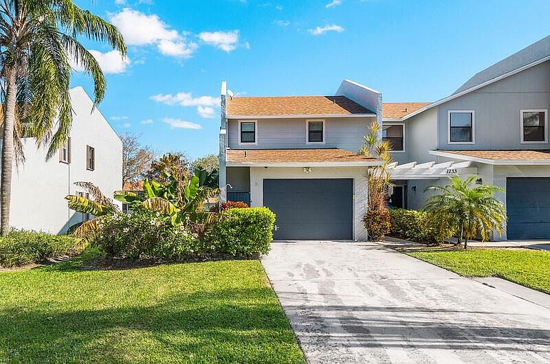 1st image of 1731 Woodbridge Lakes Cir