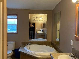 7 Bender Rd, Roundup, MT 59072