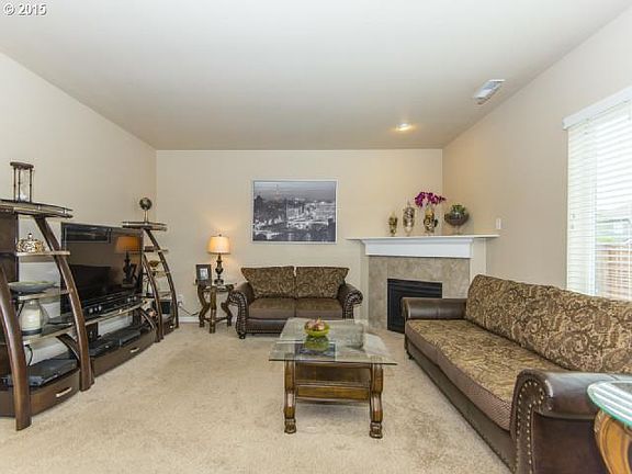 3rd image of 5414 NE 51st Cir