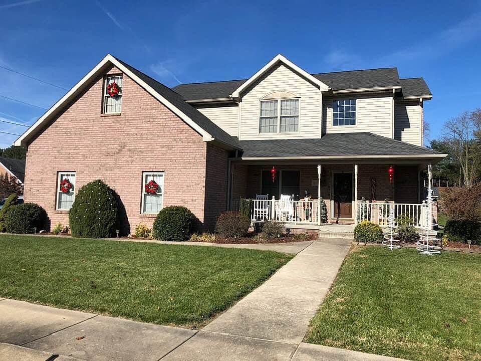 1st image of 1400 Boulevard Dr