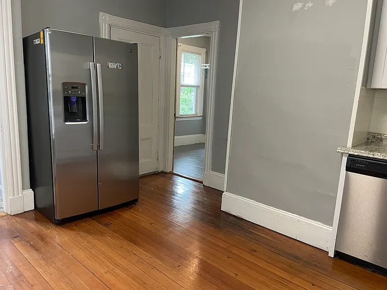 14-16 Brent St #1 — Photo 2