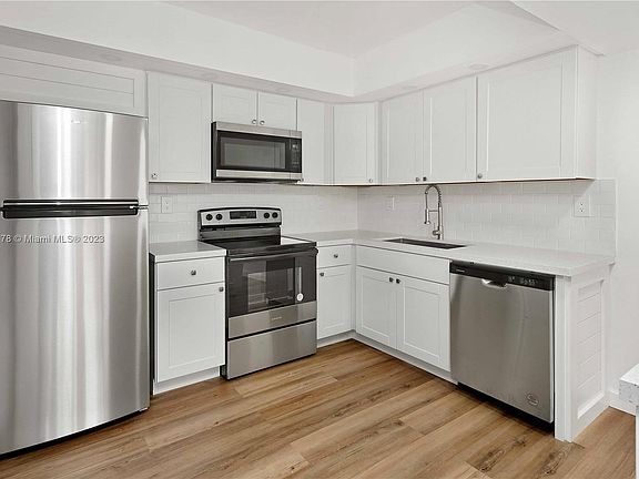 5th image of 8810 SW 132nd Pl #106DN