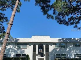 5800 Hollywood Blvd, Sarasota, FL