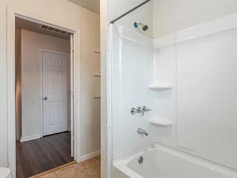 2801 Virginia St #A — Photo 9