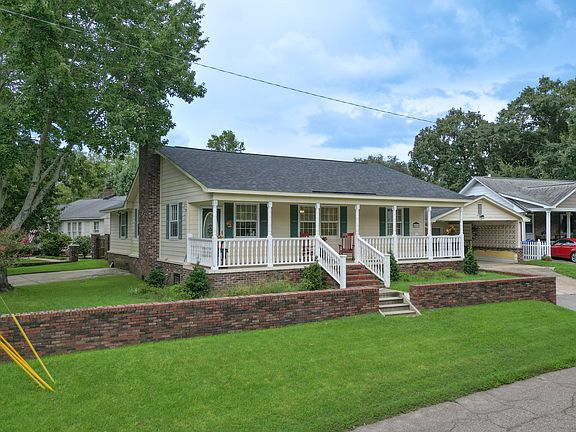 3rd image of 4824 Parkside Dr