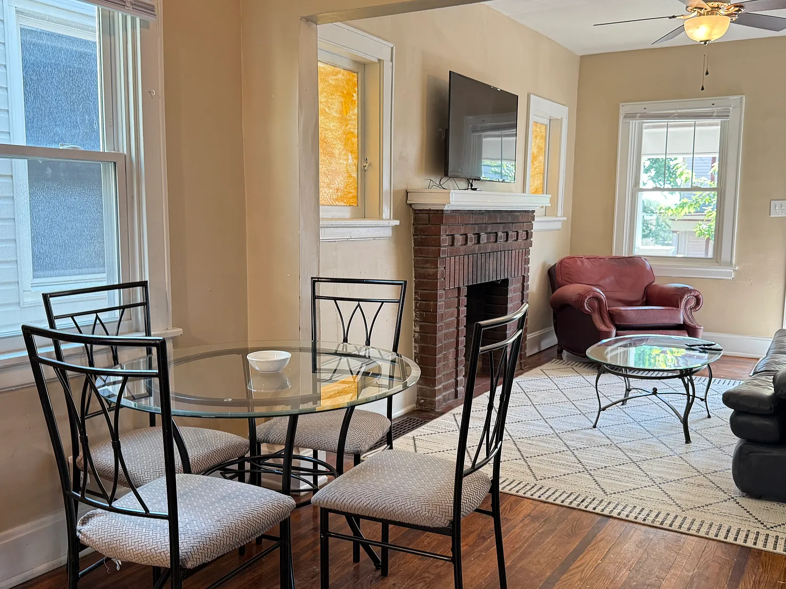 2540 Vestry Avenue — Photo 4