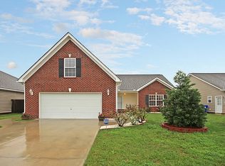 7704 Eagle Lake Rd, North Charleston, SC 29418