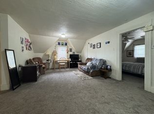 610 6th Ave #612, Holdrege, NE 68949