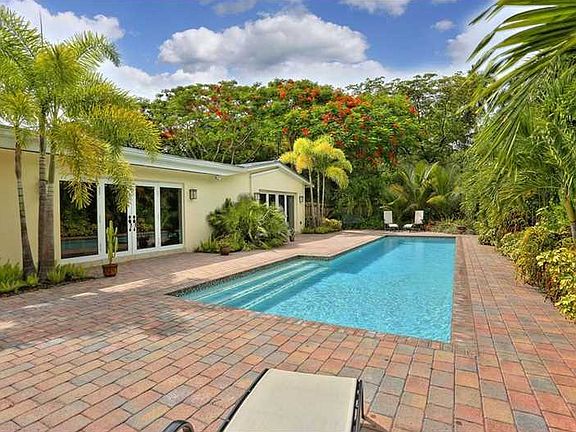 Fabulous High Pines Home!