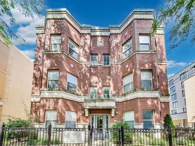 1016 S Racine Ave APT 201, Chicago, IL, 60607