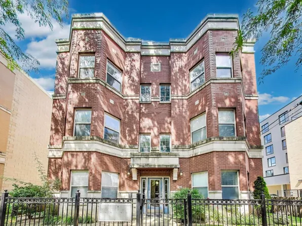 1016 S Racine Ave APT 201, Chicago, IL 60607