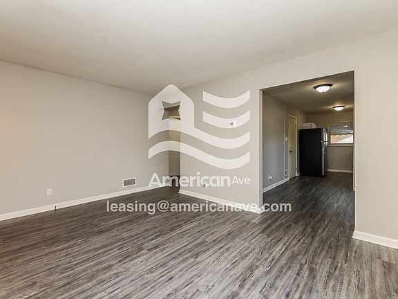 5-Living Room