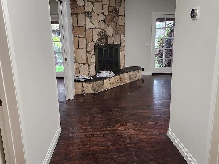 4131 Aralia Rd — Photo 2