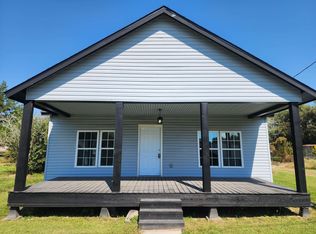 706 3rd St, Jennings, LA 70546